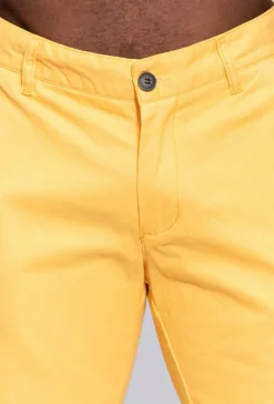 Bermuda chinos