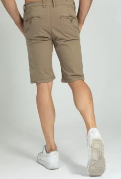Bermuda chinos