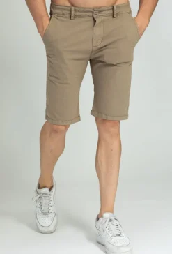 Bermuda chinos