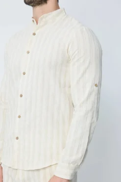 Chemise à boutons