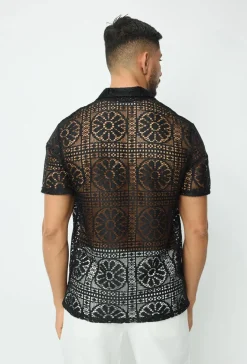 Chemise à dentelle transparente