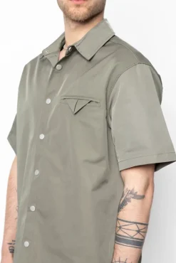 Chemise à manche courte