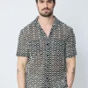 Chemise à manches courtes