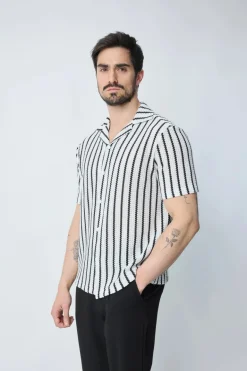 Chemise à manches courtes