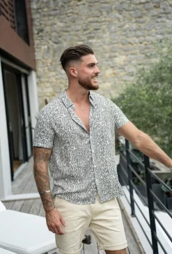 Chemise à manches courtes