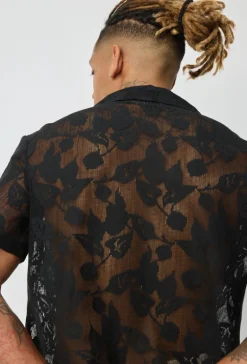 Chemise à motif fleuri