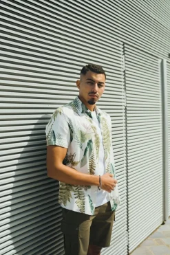 Chemise à motifs fleuri