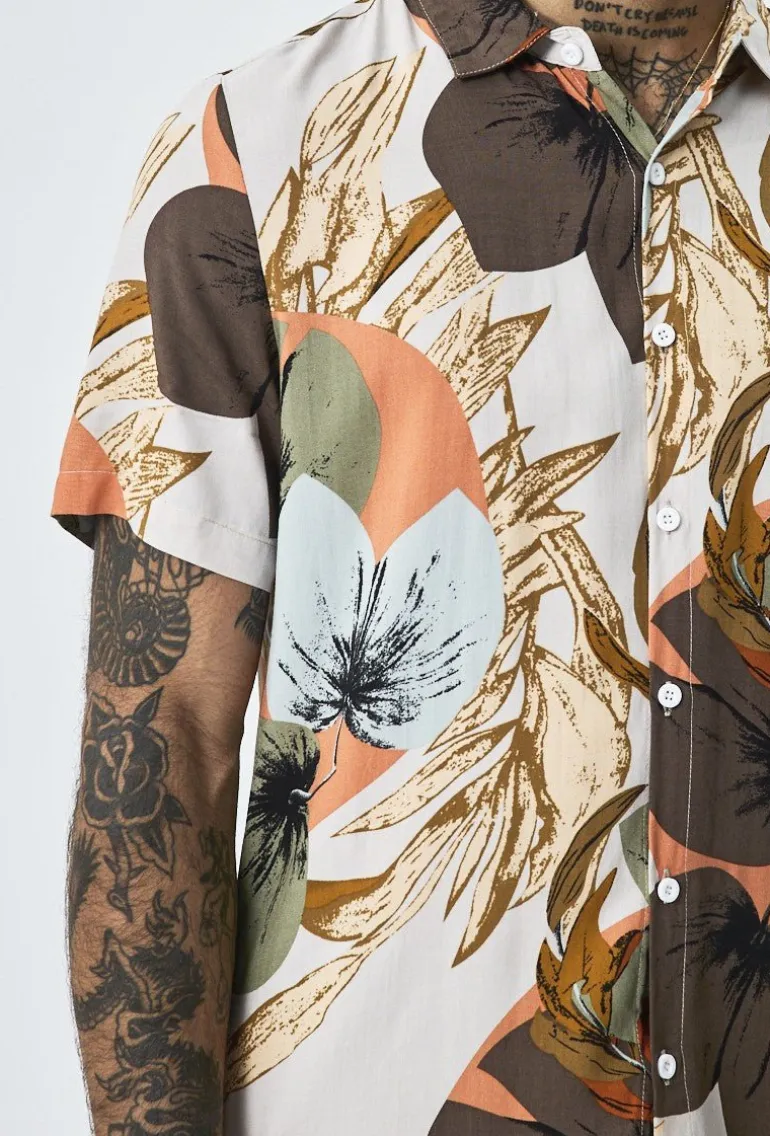 Chemise à motifs manches courtes