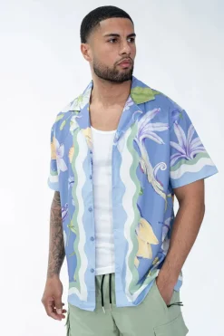 Chemise chic avec des motifs botaniques