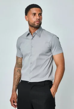 Chemise classique uni à manches courtes
