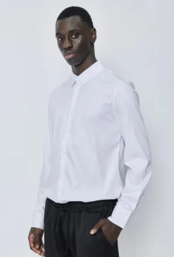 Chemise classique unie à manches longues