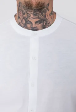 Chemise col mao manches courtes