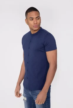 Chemise col mao manches courtes