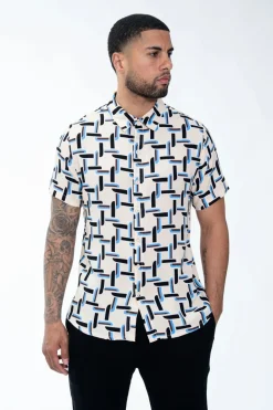 Chemise décontractée à inspiration artistique abstraite