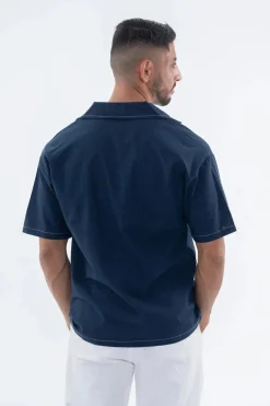 Chemise d'été minimaliste