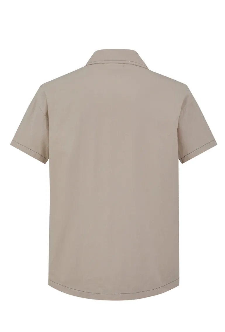 Chemise d'été minimaliste