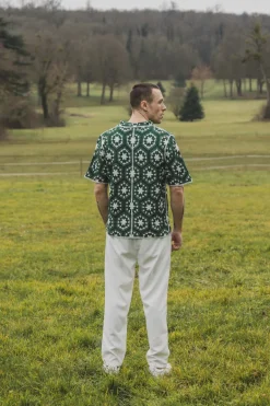 Chemise en crochet à manches courtes avec motif géométrique beige