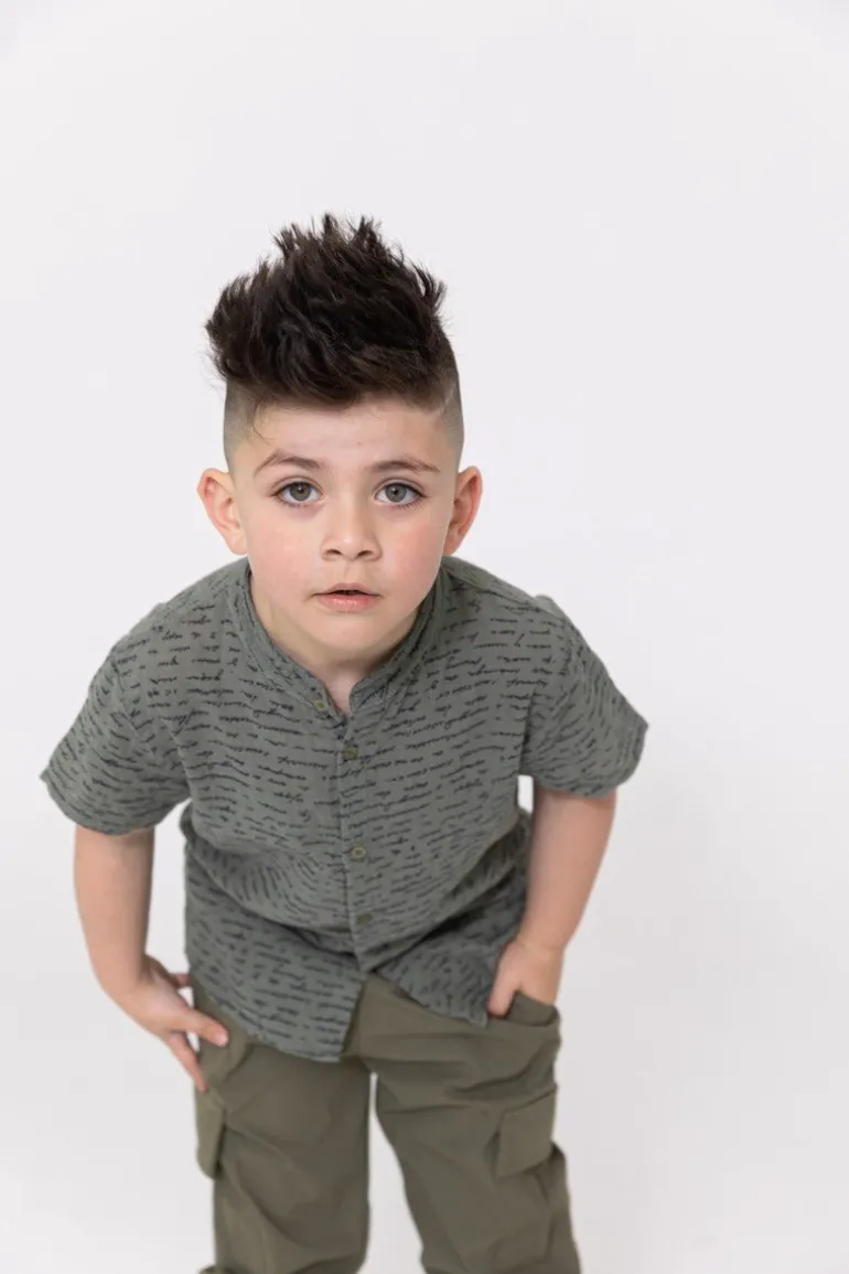 Chemise enfant manches courtes à motifs écriture