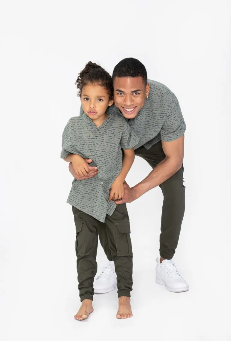 Chemise enfant manches courtes à motifs écriture