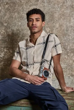 Chemise manches courtes à broderie