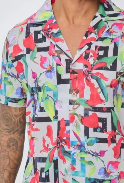 Chemise manches courtes à motifs abstraits