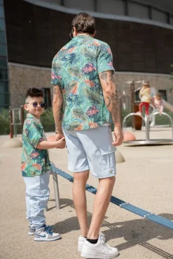 Chemise manches courtes à imprimé tropical