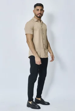 Chemise manches courtes décontractée à col à revers