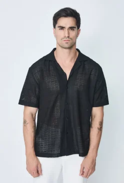 Chemise plissée manches courtes col à revers