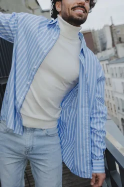 Chemise simple à rayures