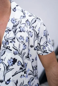 Chemise structurée à motifs fleuri
