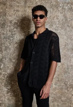 Chemise trouée manches courtes