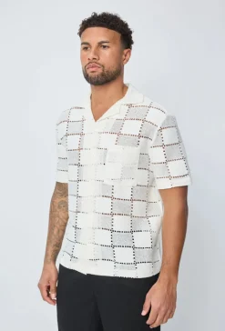 Chemise trouée manches courtes à boutons