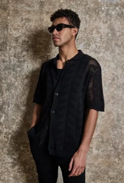 Chemise trouée manches courtes