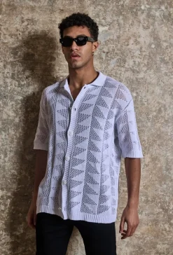 Chemise trouée manches courtes