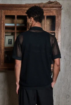 Chemise trouée manches courtes