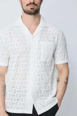 Chemise unie à manches courtes