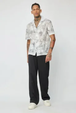 Chemise unie à manches courtes