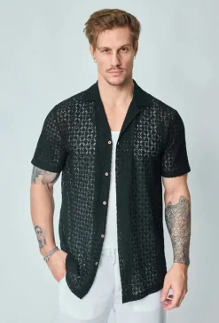 Chemise unie en dentelle manches courtes col à revers