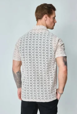 Chemise unie en dentelle manches courtes col à revers