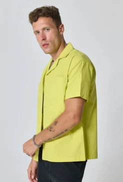 Chemise unie manches courtes