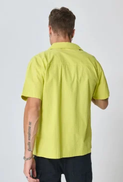 Chemise unie manches courtes