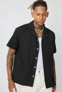 Chemise unie manches courtes