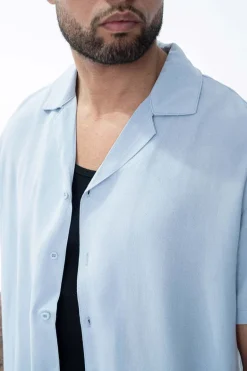 Chemise unie manches courtes