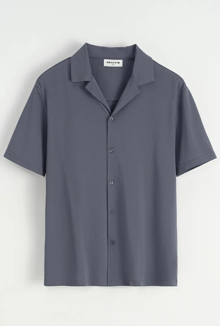 Chemise unie manches courtes