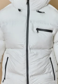 Doudoune matelassé avec capuche ajustable