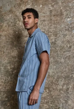 Ensemble à rayures chemise manches courtes pantalon