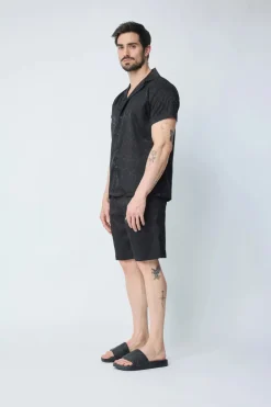 Ensemble chemise et short uni à motif