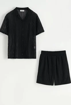Ensemble chemise et short unis à rayures