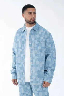 Ensemble chemise pantalon assorti avec un motif de carrés