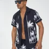 Ensemble chemise short à motifs palmier